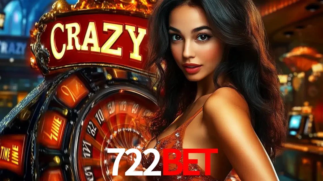 Mulher glamourosa olhando para a câmera com a roda vermelha do Crazy Time ao fundo em um ambiente de cassino, destacando a emoção dos jogos ao vivo no 722bet.
